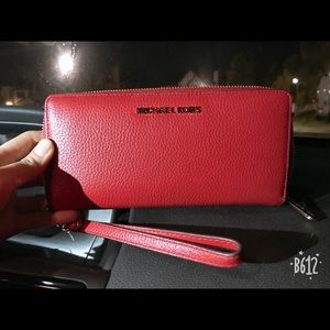 AUTHENTIC MK WALLET